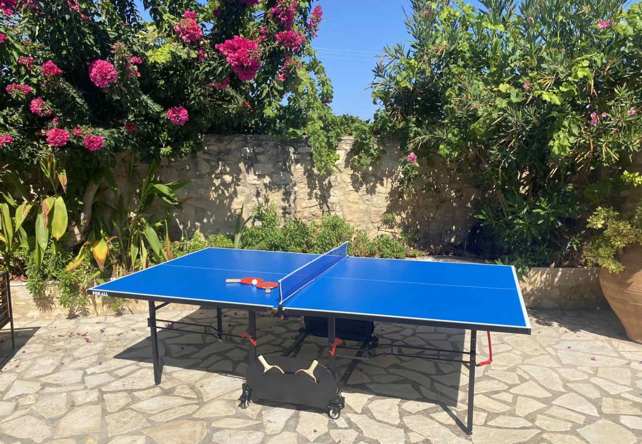 Villa in Margarites - Spacious stonebuilt villa in a tranquil setting! 
