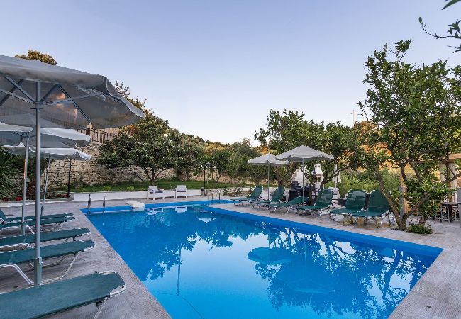 Villa in Asteri village - New 10 bedroom complex, with private pool, BBQ! 