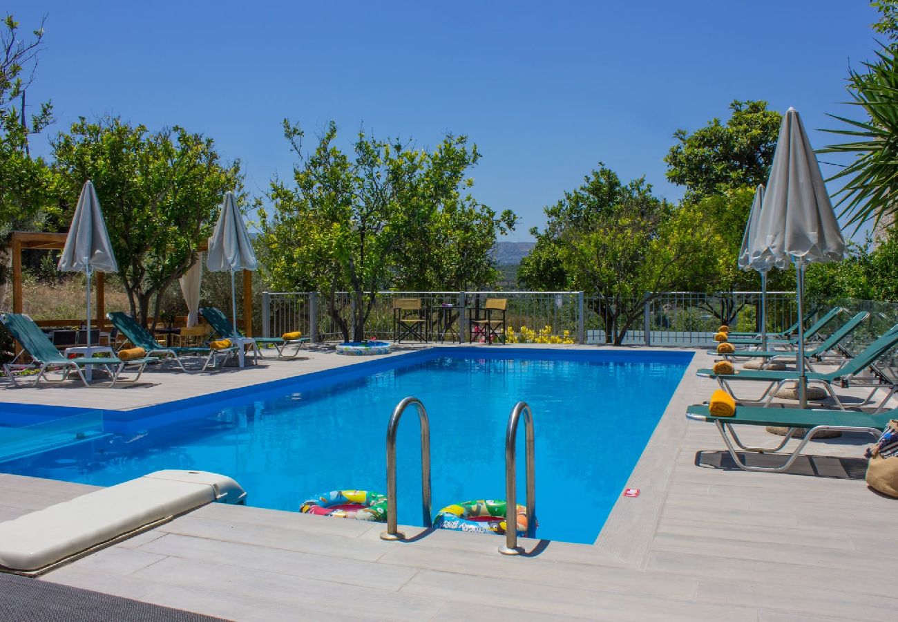 Villa in Asteri village - 10 bedroom complex, with private pool, BBQ & ping pong!! 