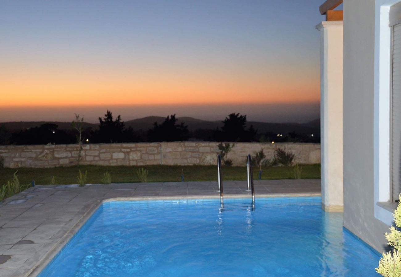 Villa in Margarites -  3bedroom villa, pool, BBQ & stunning views! 