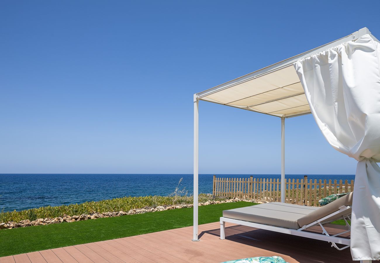 Apartment in Rethymno - Beachfront Studio with, everything in walking distance!