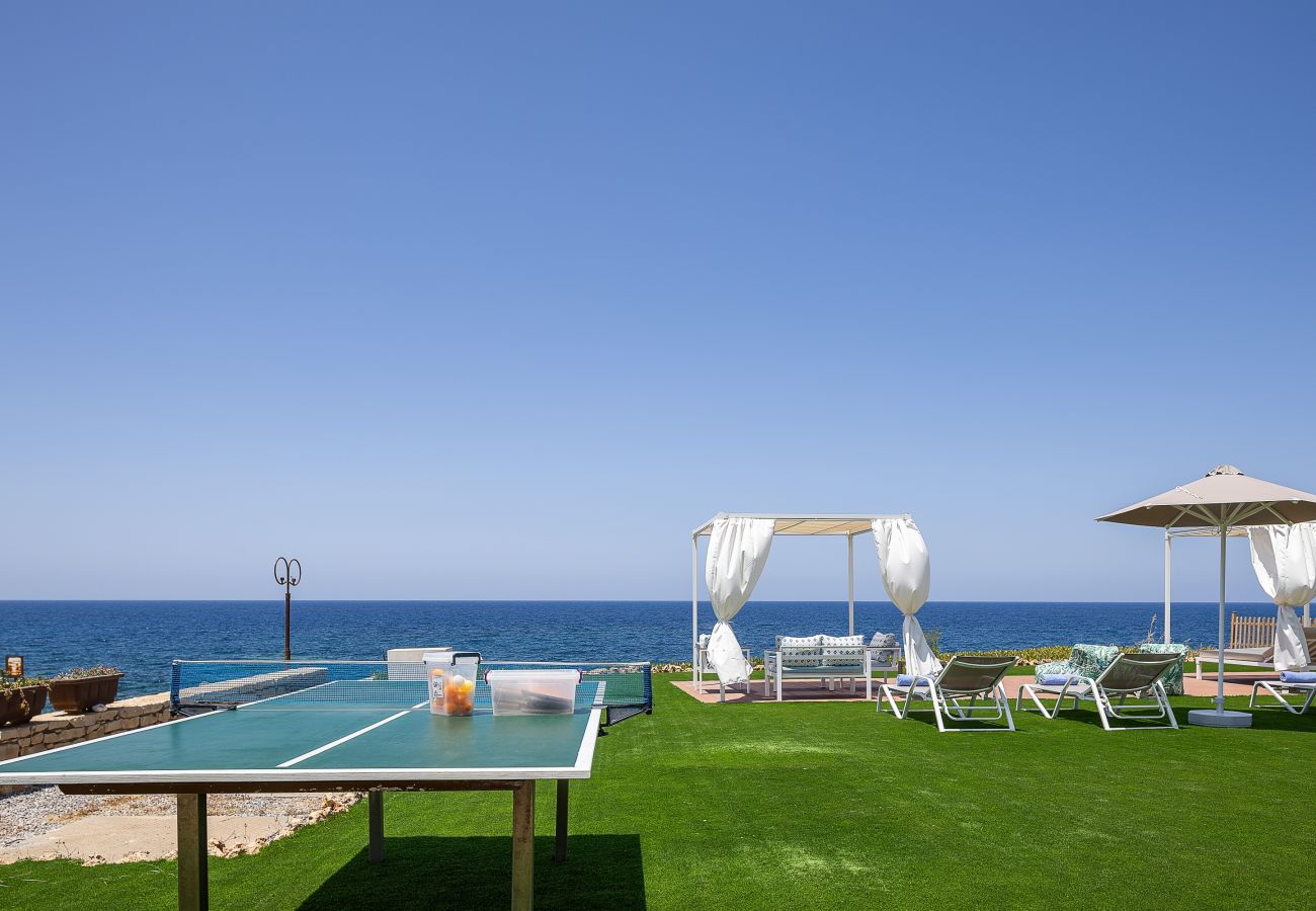 Apartment in Rethymno - Beachfront Studio with, everything in walking distance!