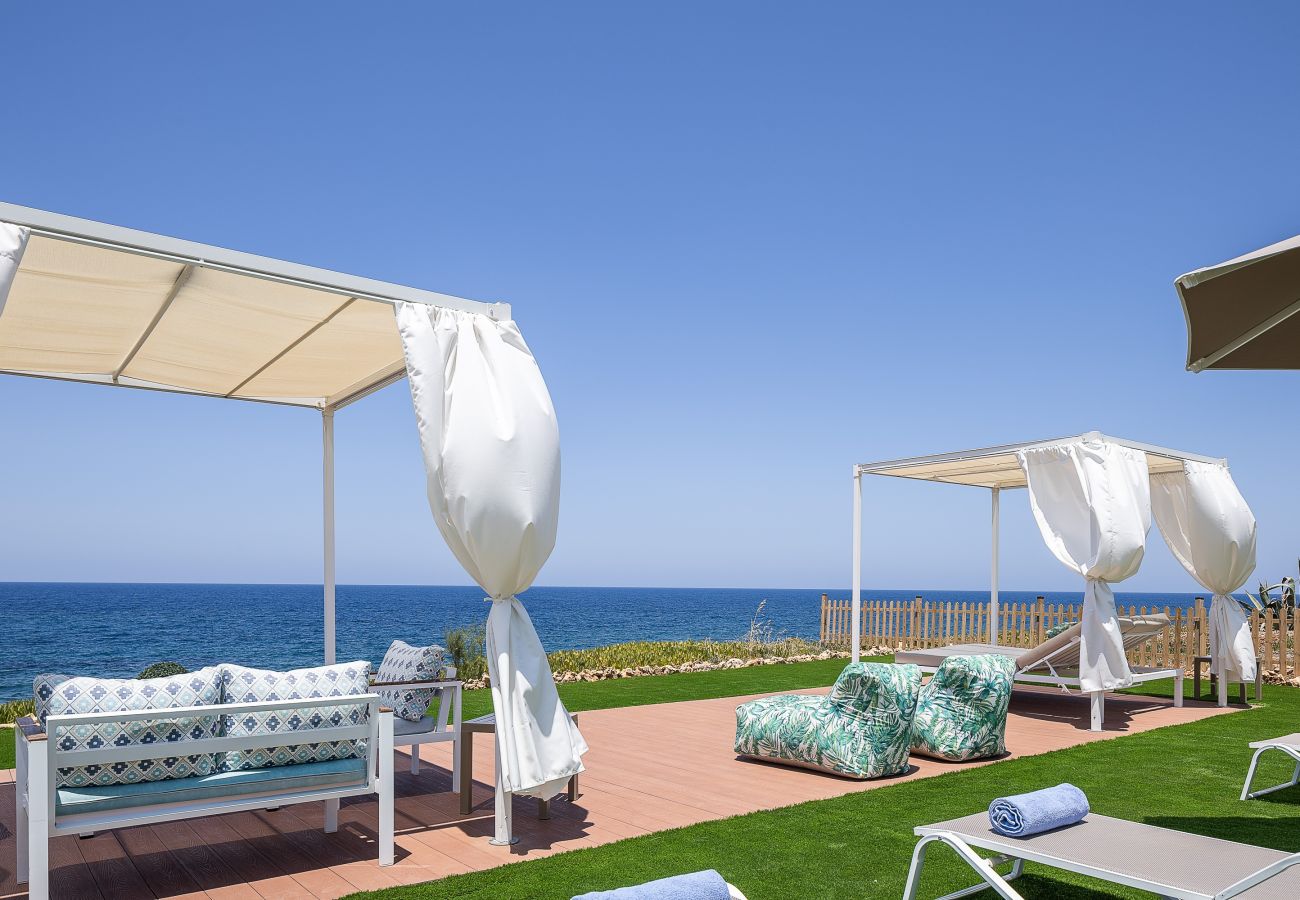 Apartment in Rethymno - Beachfront Studio with, everything in walking distance!