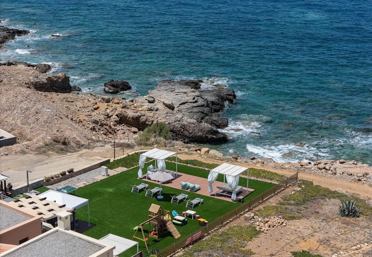 Apartment in Rethymno - Beachfront Studio with, everything in walking distance!