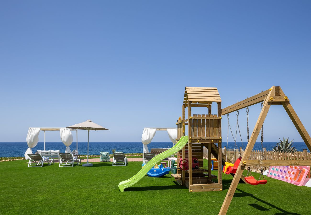 Apartment in Rethymno - Beachfront Studio with, everything in walking distance!