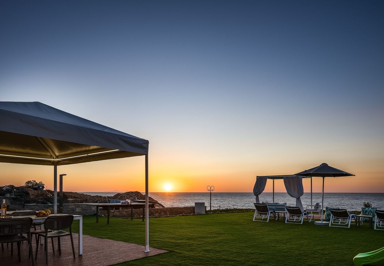 Apartment in Rethymno - Beachfront Studio with, everything in walking distance!