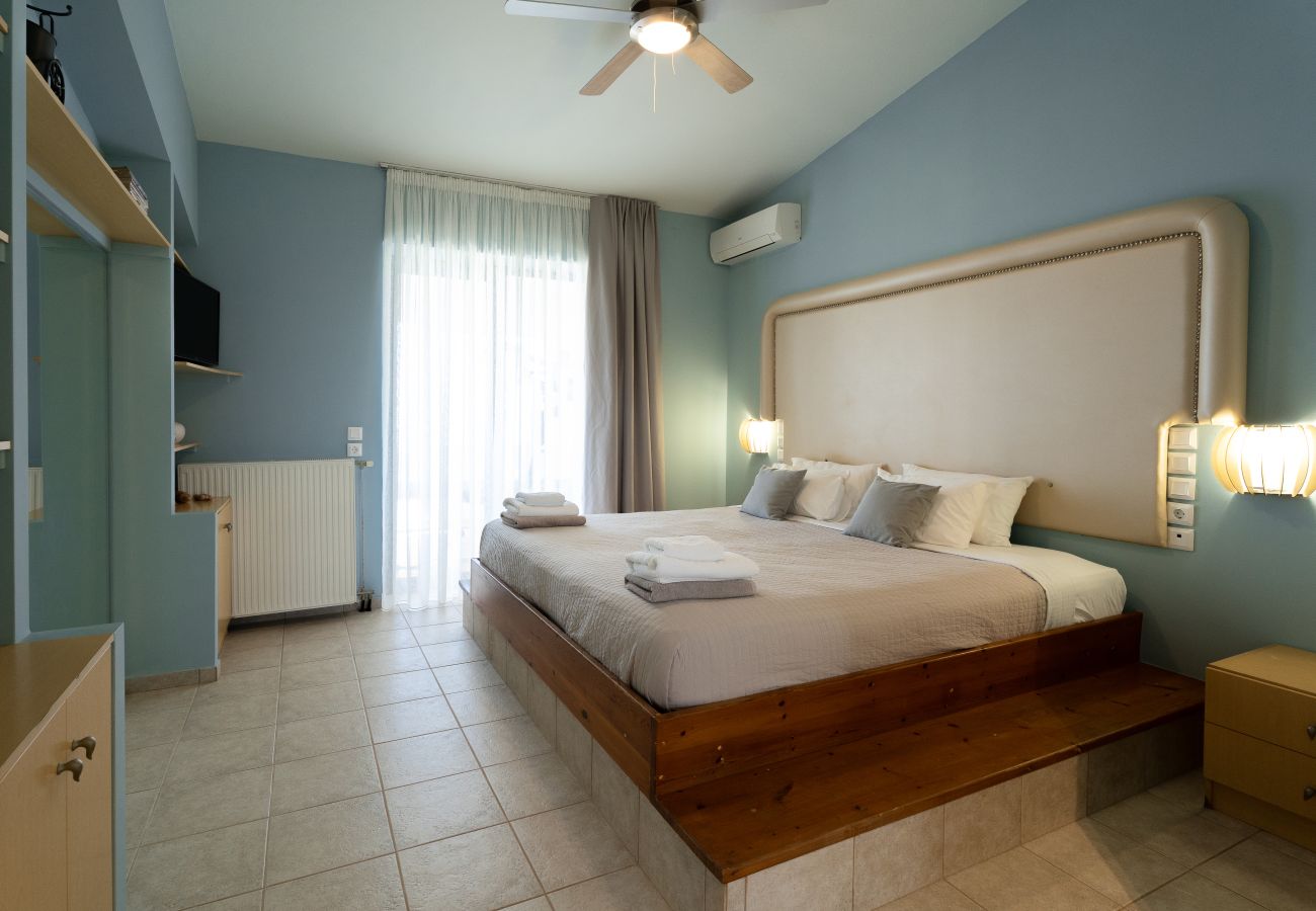 Villa in Tria Monastiria - Superb villa,with amazing seaviews ,10min to town! 