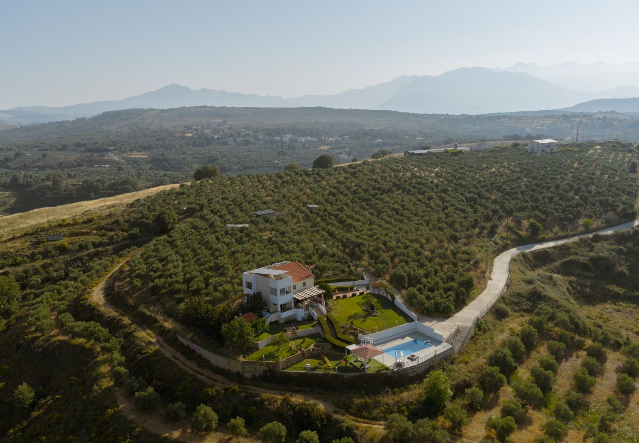 Villa in Tria Monastiria - Superb villa,with amazing seaviews ,10min to town! 
