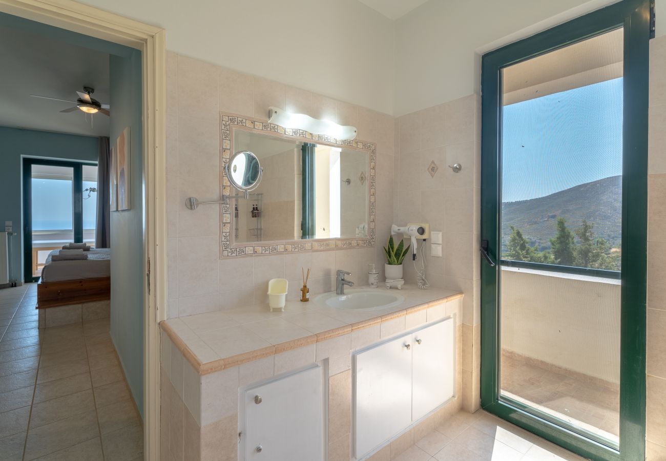 Villa in Tria Monastiria - Superb villa,with amazing seaviews ,10min to town! 
