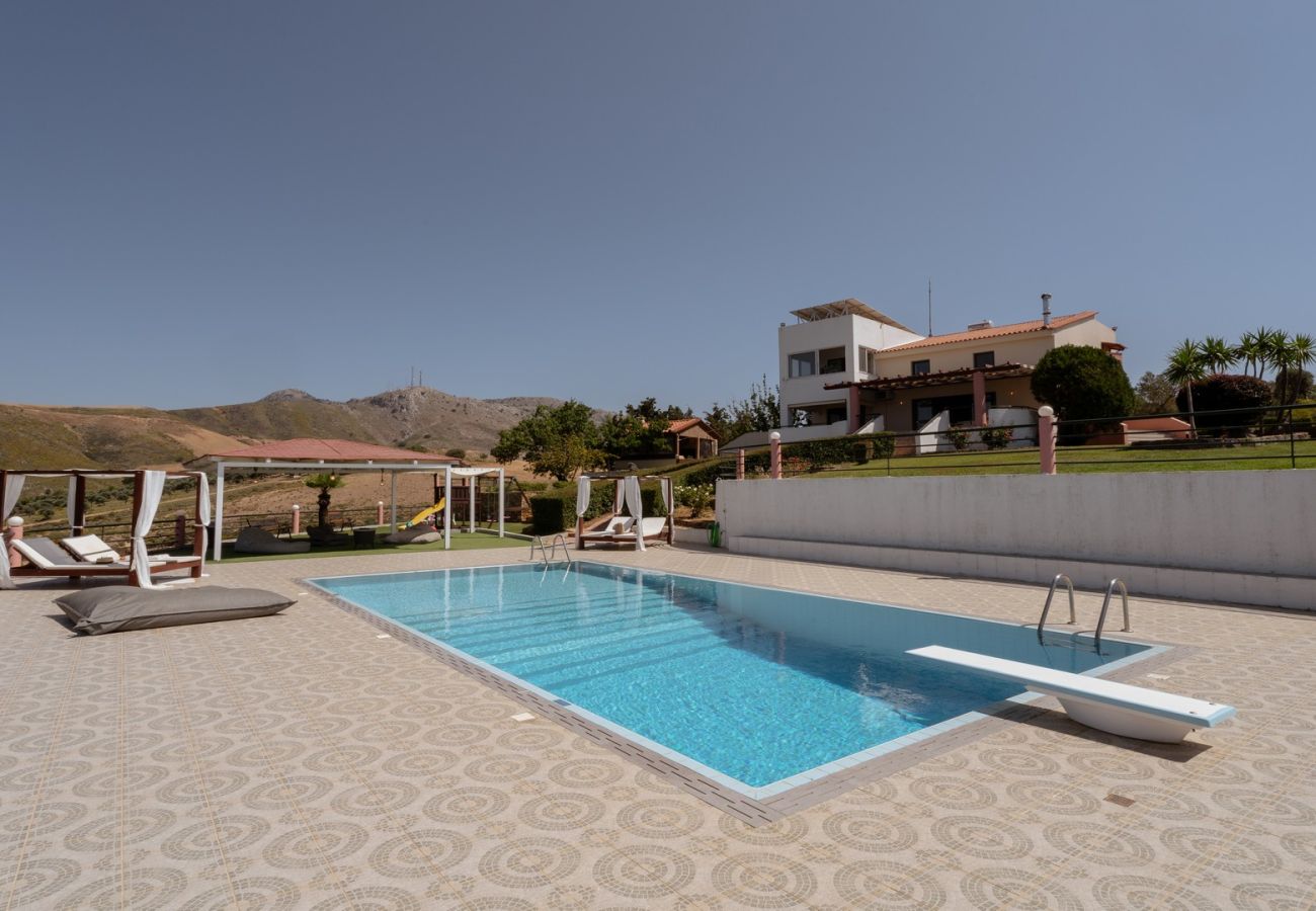 Villa in Tria Monastiria - Superb villa,with amazing seaviews ,10min to town! 