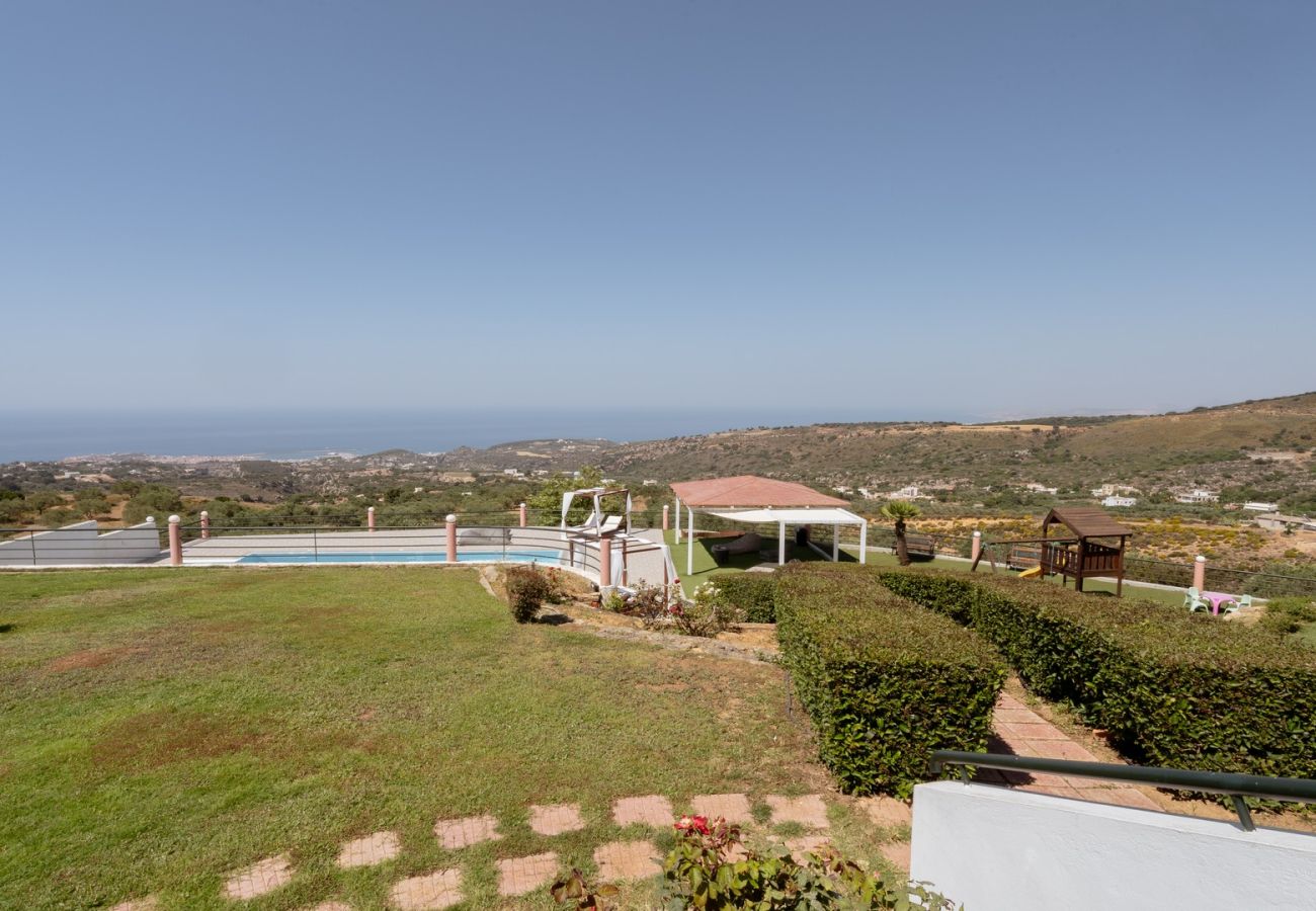 Villa in Tria Monastiria - Superb villa,with amazing seaviews ,10min to town! 
