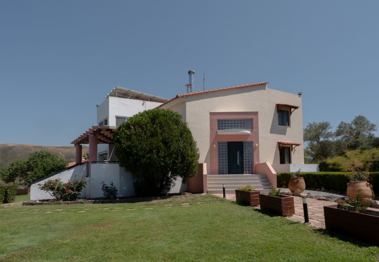 Villa in Tria Monastiria - Superb villa,with amazing seaviews ,10min to town! 