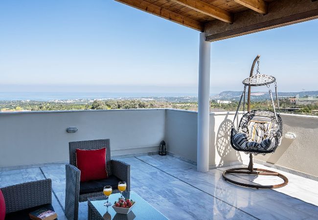 Villa in Kirianna - Fully rennovated 4bedr villa,a luxury retreat!
