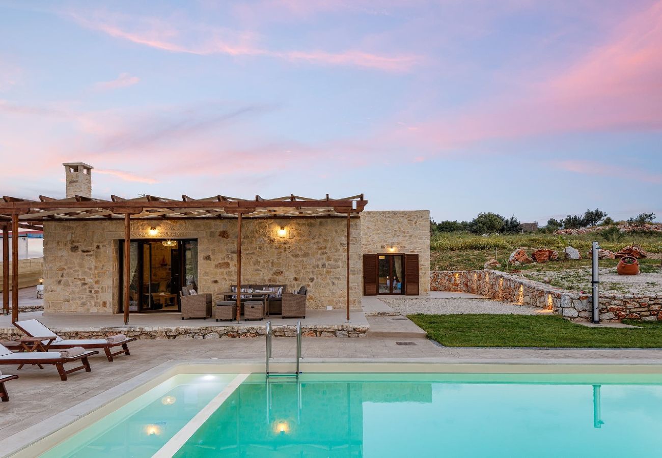 Villa in Melidoni - Unique Stonebuilt rural Retreat with private pool!