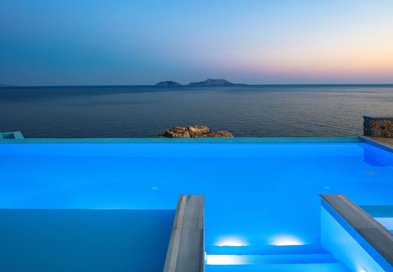 Villa in Rethymno - Stunning Seafront complex with 2 infinity pools!