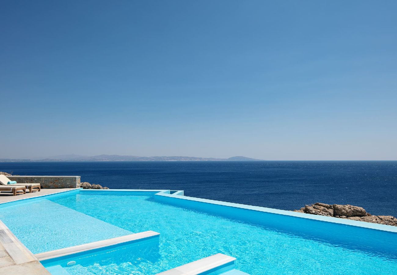 Villa in Rethymno - Stunning Seafront complex with 2 infinity pools!