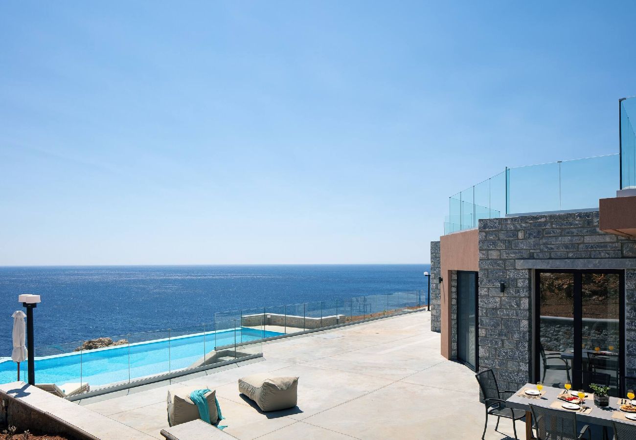 Villa in Rethymno - Stunning Seafront complex with 2 infinity pools!