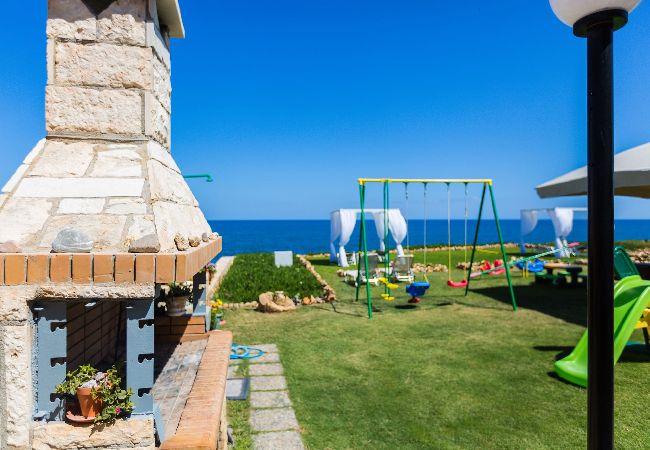 Apartment in Panormo - Modern seaside house, everything on foot!