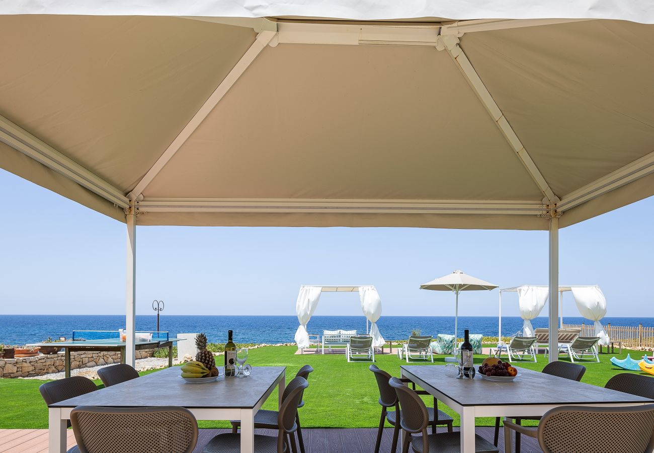 Apartment in Panormo - Modern seaside house, everything on foot!