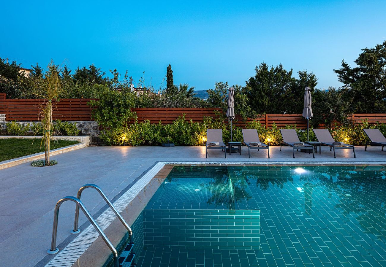 Villa in Hamalevri - New luxurious villa with stunning pool,views &bbq!