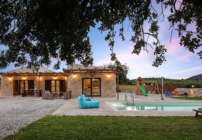 Villa in Melidoni - Unique Stonebuilt rural Retreat & private pool II