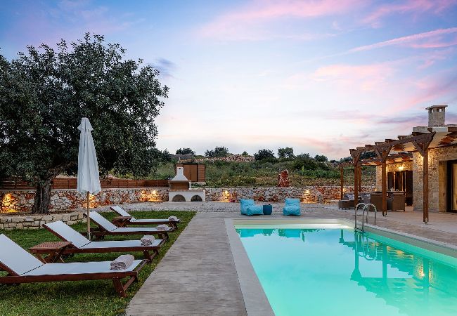 Villa in Melidoni - Unique Stonebuilt rural Retreat & private pool II