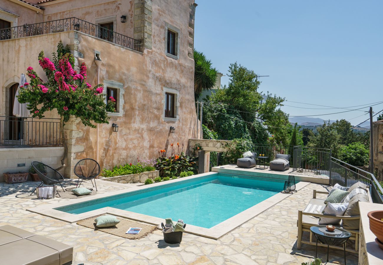 Villa in Armeni - Butterfly, a historical, fairytale-style, villa with pool & hot tub!