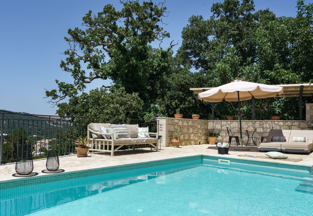 Villa in Armeni - Butterfly, a historical, fairytale-style, villa with pool & hot tub!
