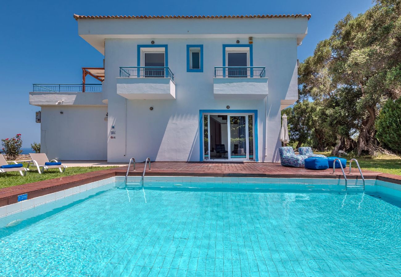 Villa in Rethymno - Beautiful 5bedroom villa big pool, close to beach!