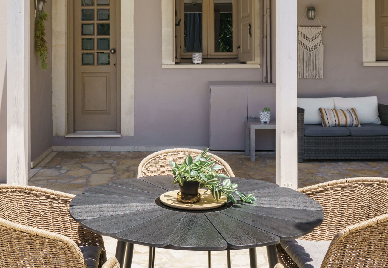 Villa in Prines - Private villa with unique panoramic sea views, pool, bbq, 3km to the beach!