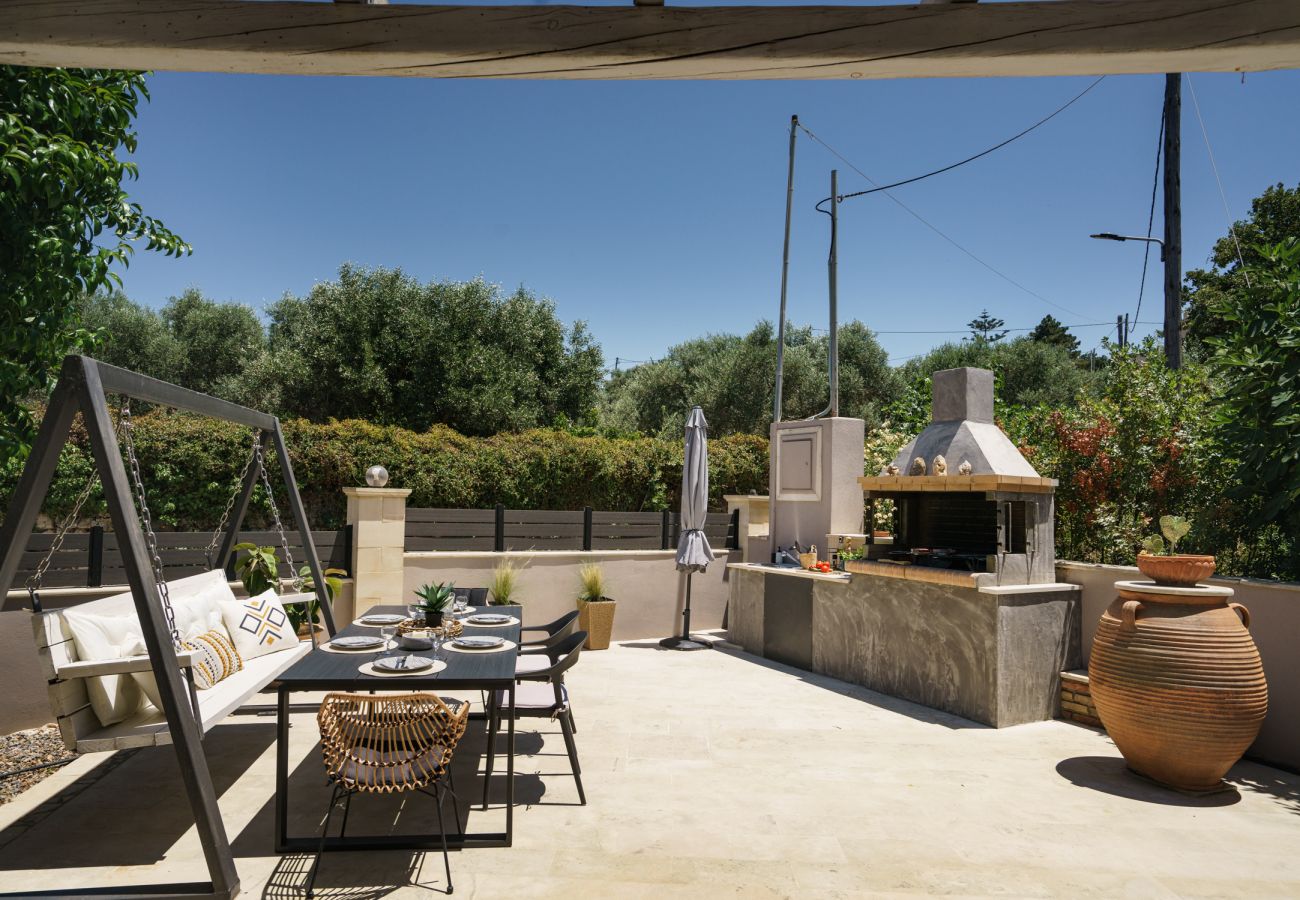 Villa in Prines - Private villa with unique panoramic sea views, pool, bbq, 3km to the beach!
