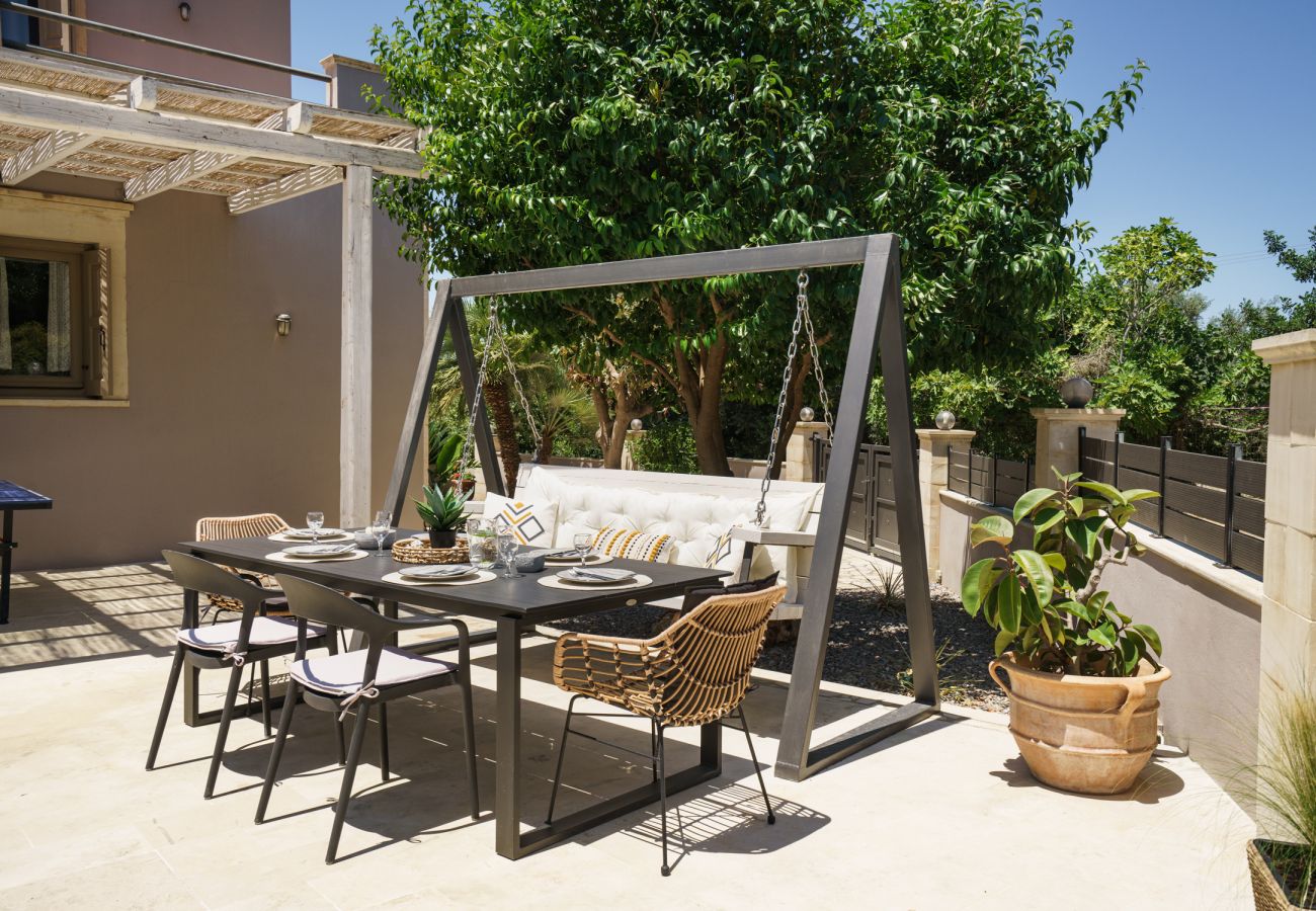 Villa in Prines - Private villa with unique panoramic sea views, pool, bbq, 3km to the beach!