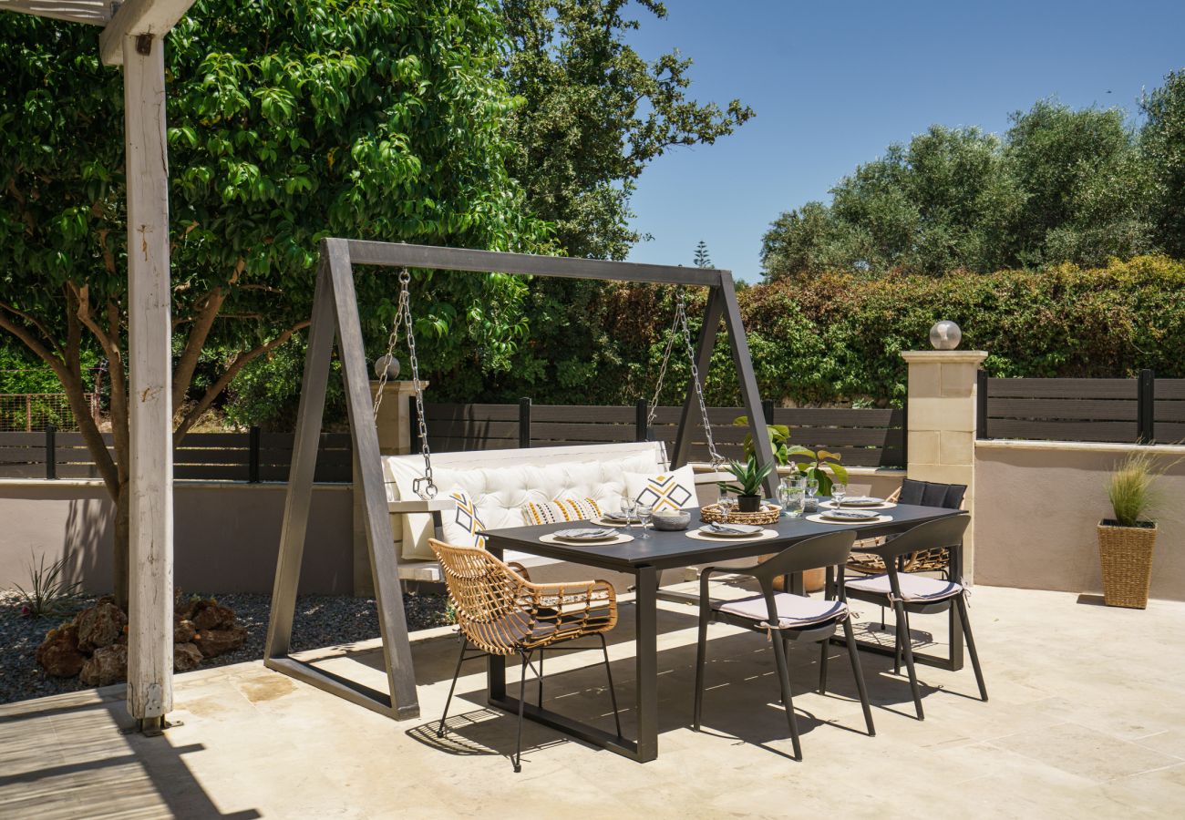 Villa in Prines - Private villa with unique panoramic sea views, pool, bbq, 3km to the beach!