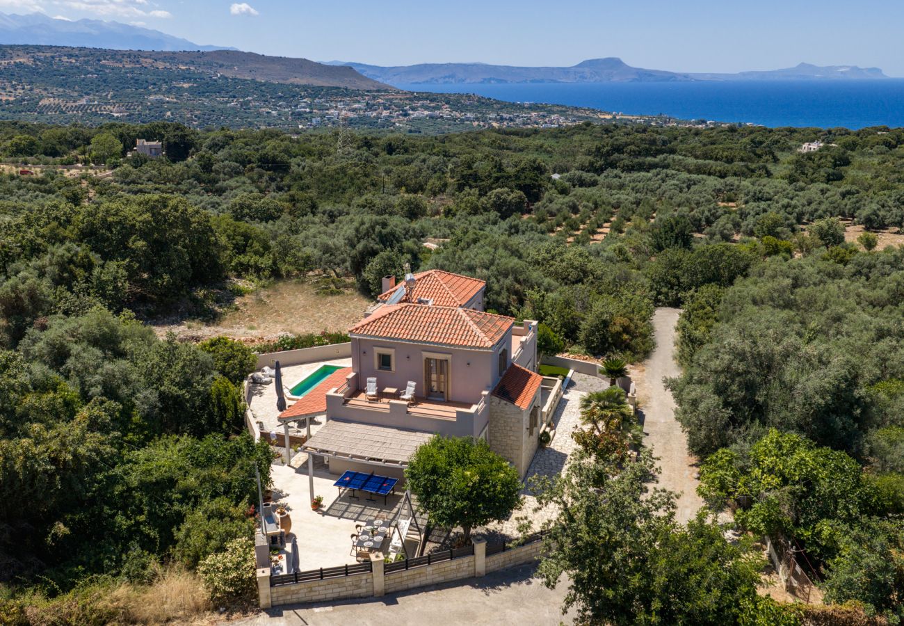 Villa in Prines - Private villa with unique panoramic sea views, pool, bbq, 3km to the beach!