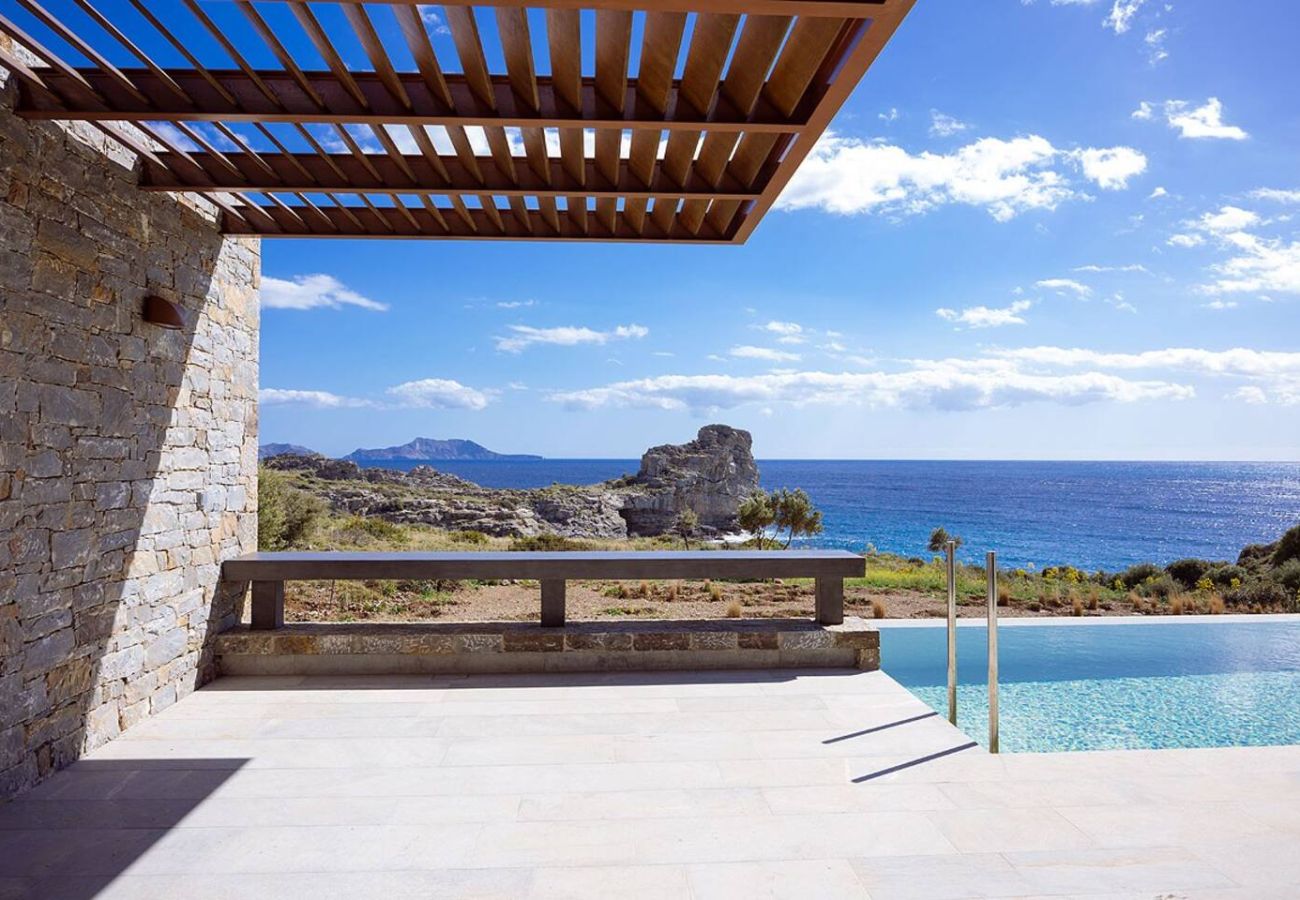 Villa in Rethymno - SeaCrete villa, heated pool, hamam and private beach!