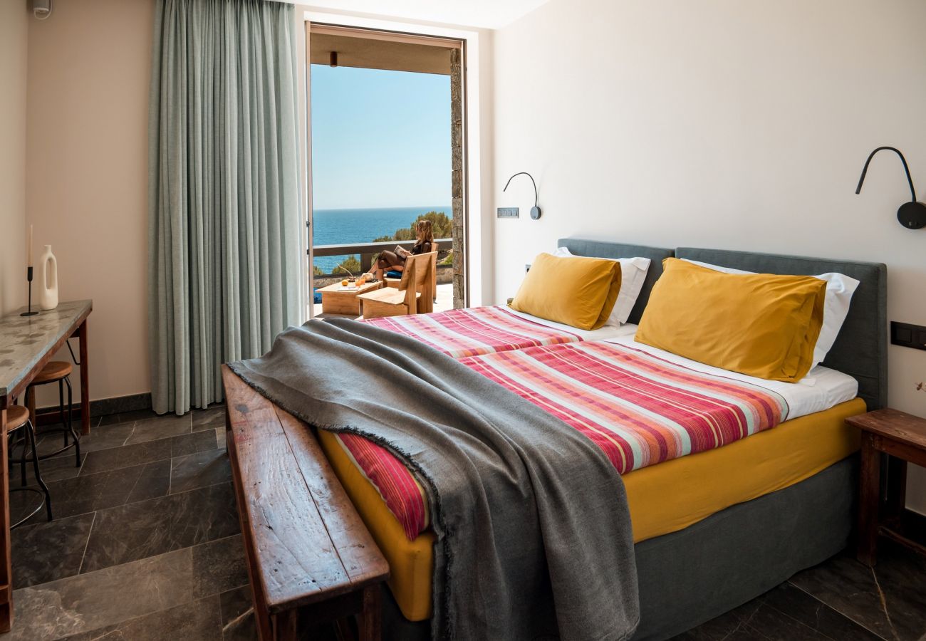 Villa in Rethymno - SeaCrete villa, heated pool, hamam and private beach!