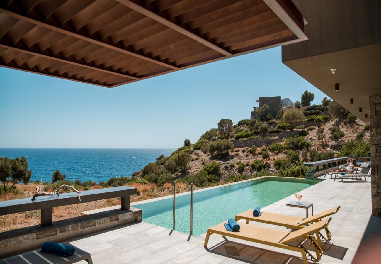 Villa in Rethymno - SeaCrete villa, heated pool, hamam and private beach!