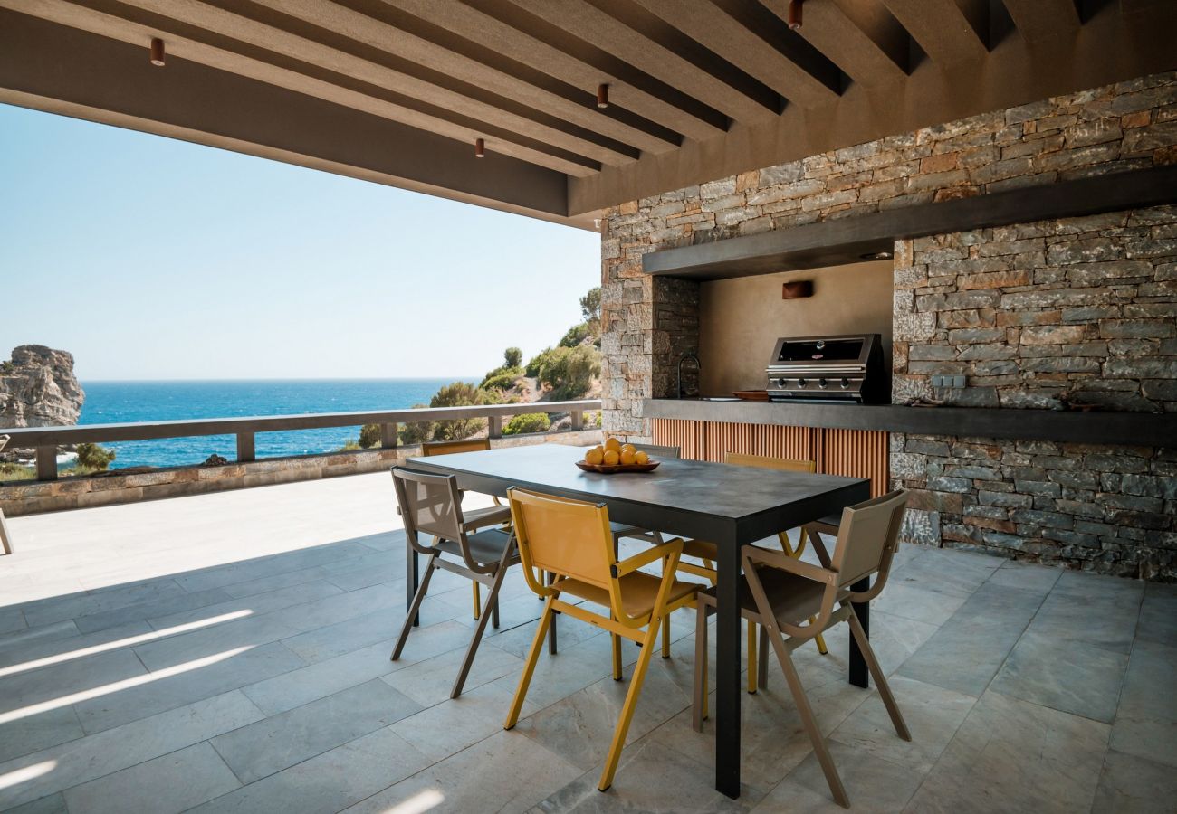 Villa in Rethymno - SeaCrete villa, heated pool, hamam and private beach!
