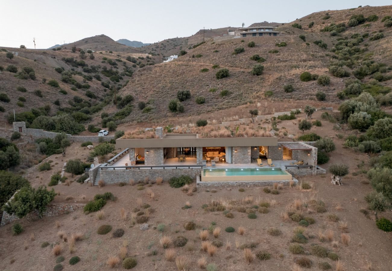 Villa in Rethymno - SeaCrete villa, heated pool, hamam and private beach!