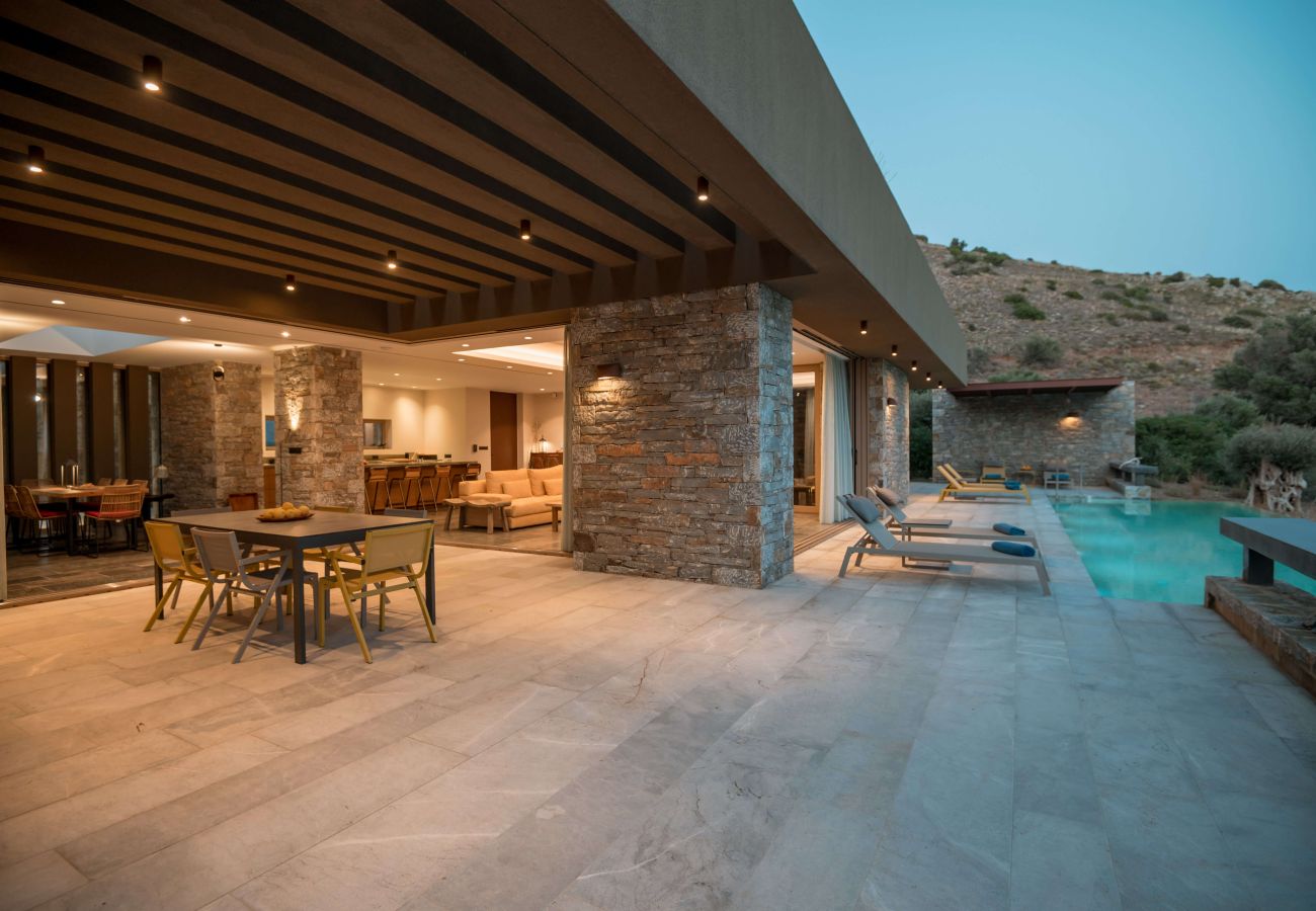 Villa in Rethymno - SeaCrete villa, heated pool, hamam and private beach!