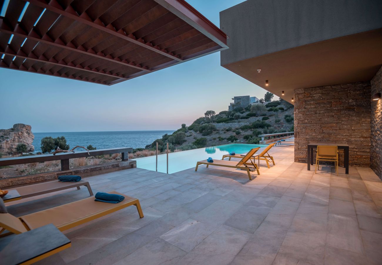 Villa in Rethymno - SeaCrete villa, heated pool, hamam and private beach!