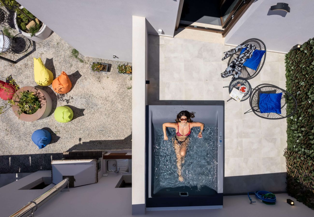 Villa in Archontiki - Stylish Villa with Heated Pool, Jacuzzi, Gym & Superb Views