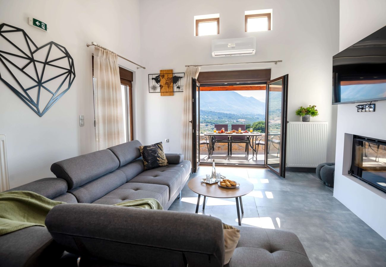 Villa in Archontiki - Stylish Villa with Heated Pool, Jacuzzi, Gym & Superb Views