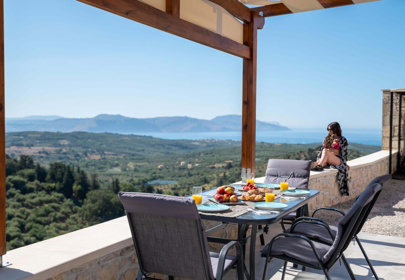 Villa in Archontiki - Stylish Villa with Heated Pool, Jacuzzi, Gym & Superb Views