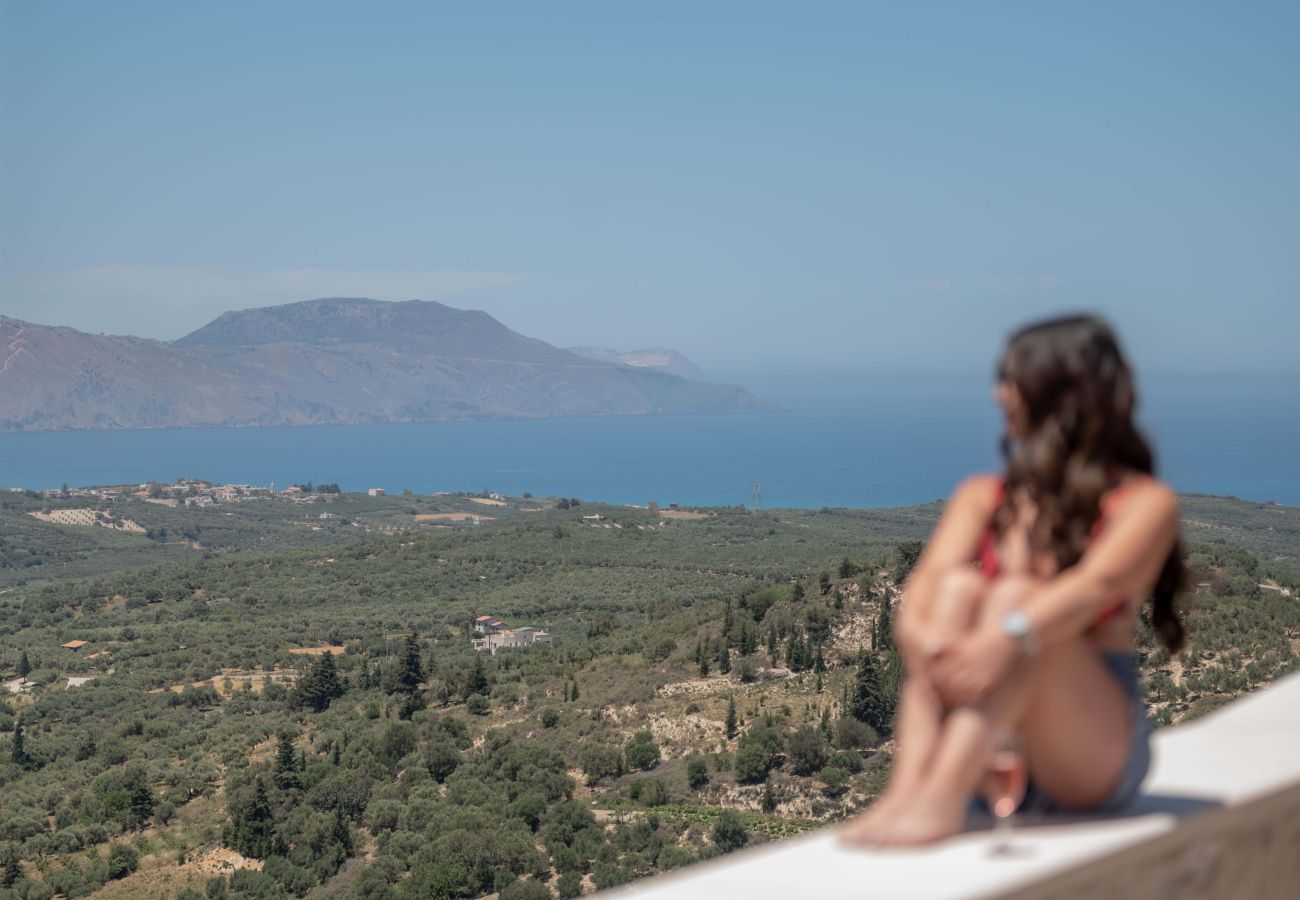 Villa in Archontiki - Stylish Villa with Heated Pool, Jacuzzi, Gym & Superb Views