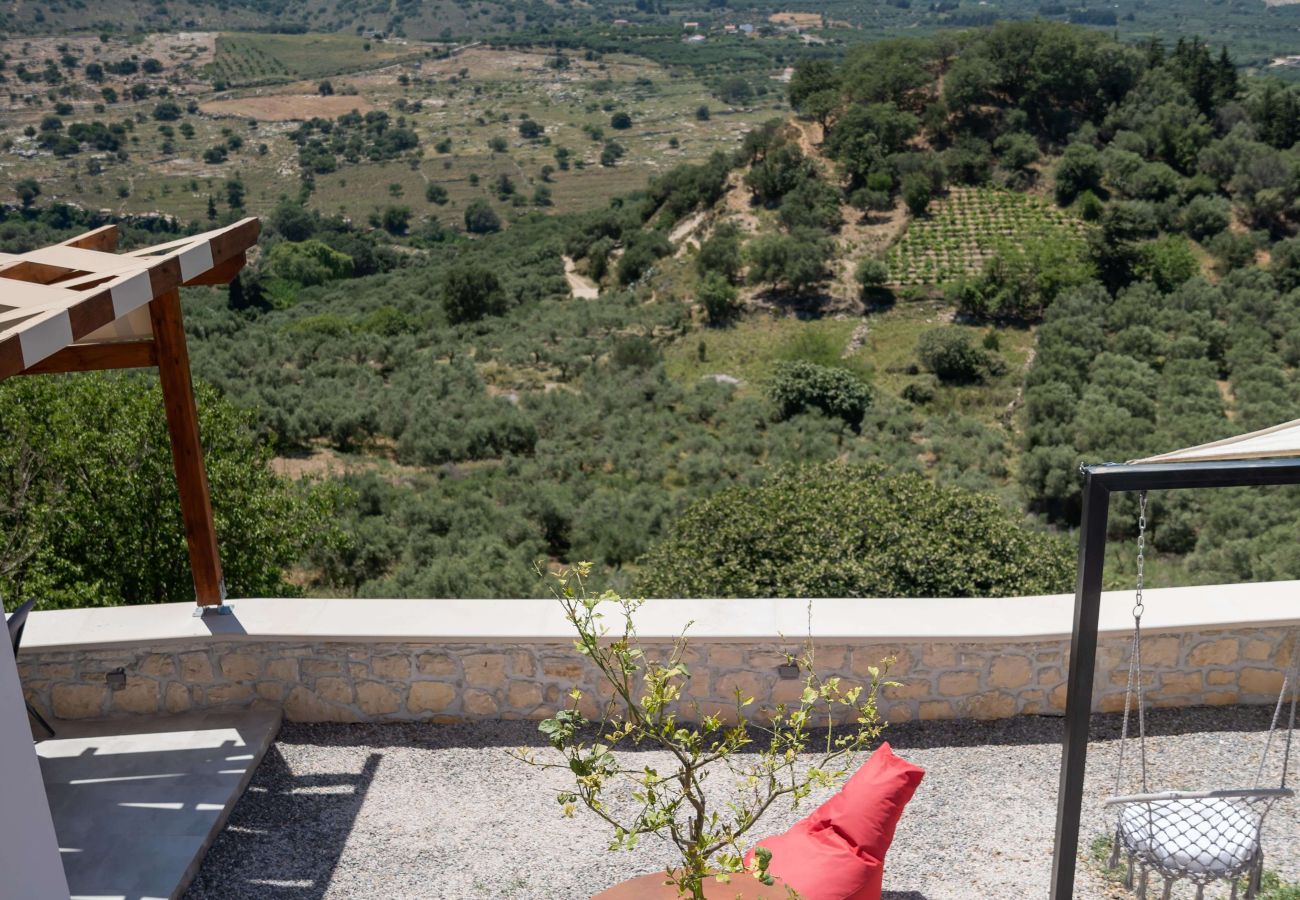 Villa in Archontiki - Stylish Villa with Heated Pool, Jacuzzi, Gym & Superb Views