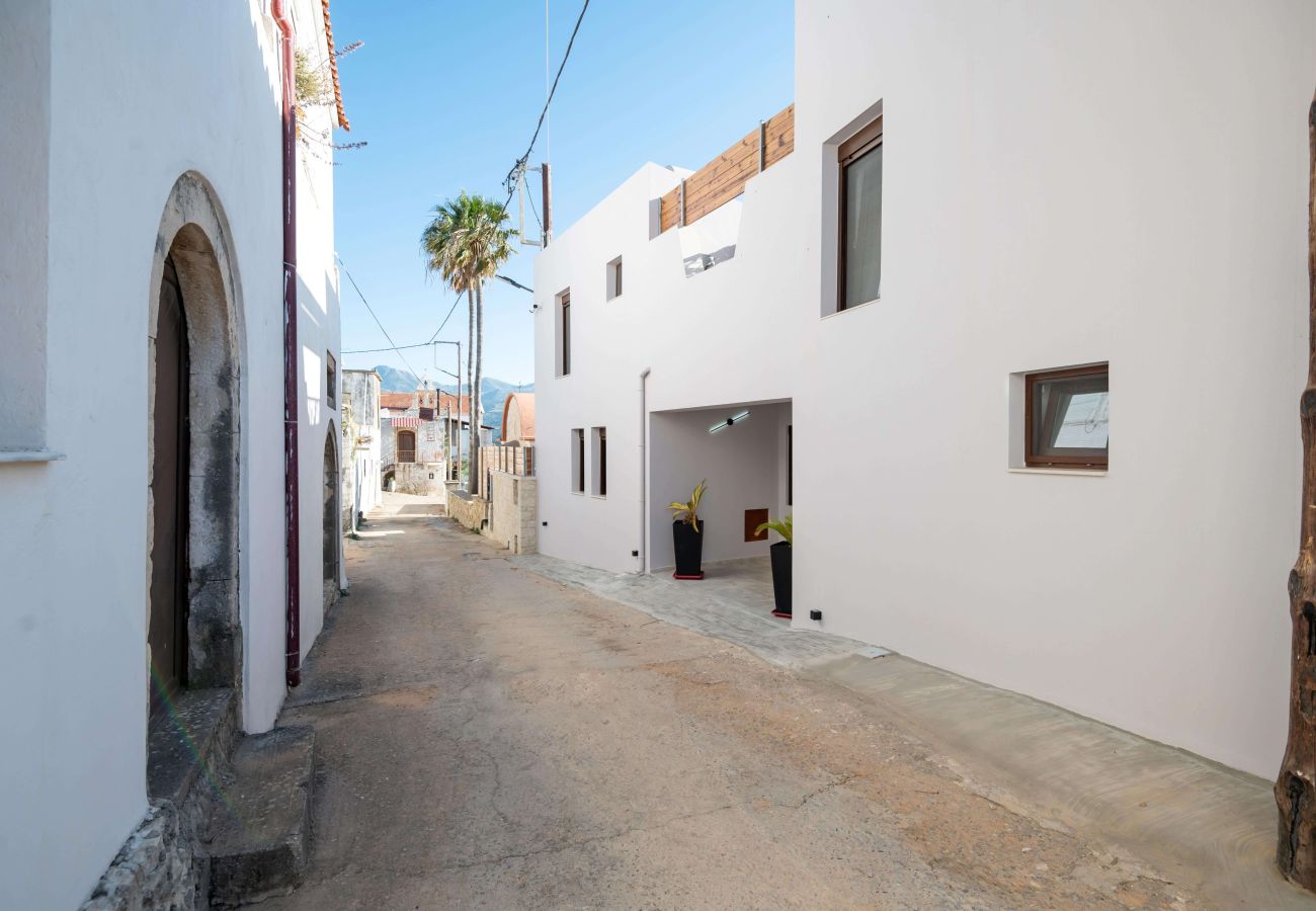 Villa in Archontiki - Stylish Villa with Heated Pool, Jacuzzi, Gym & Superb Views