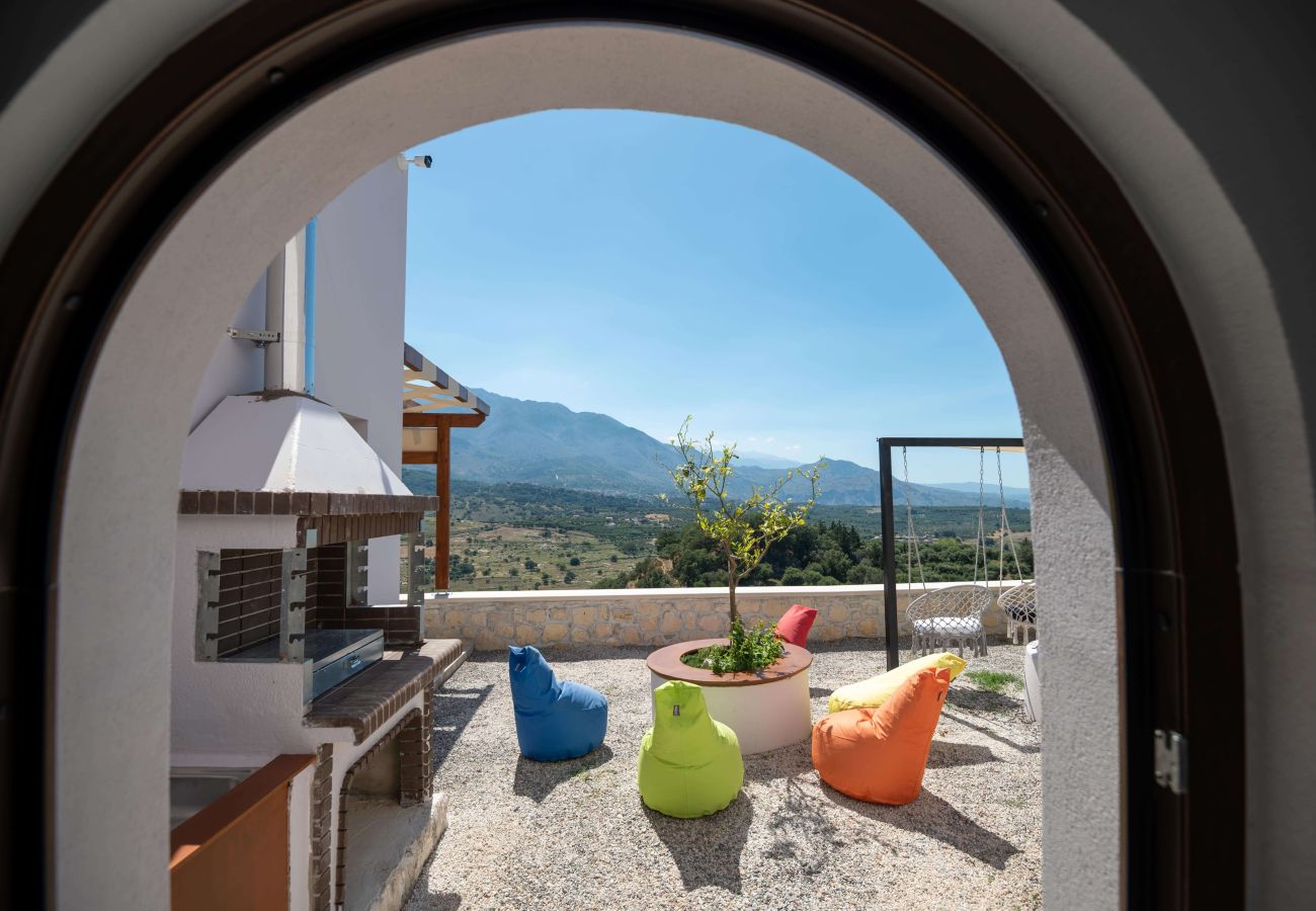 Villa in Archontiki - Stylish Villa with Heated Pool, Jacuzzi, Gym & Superb Views