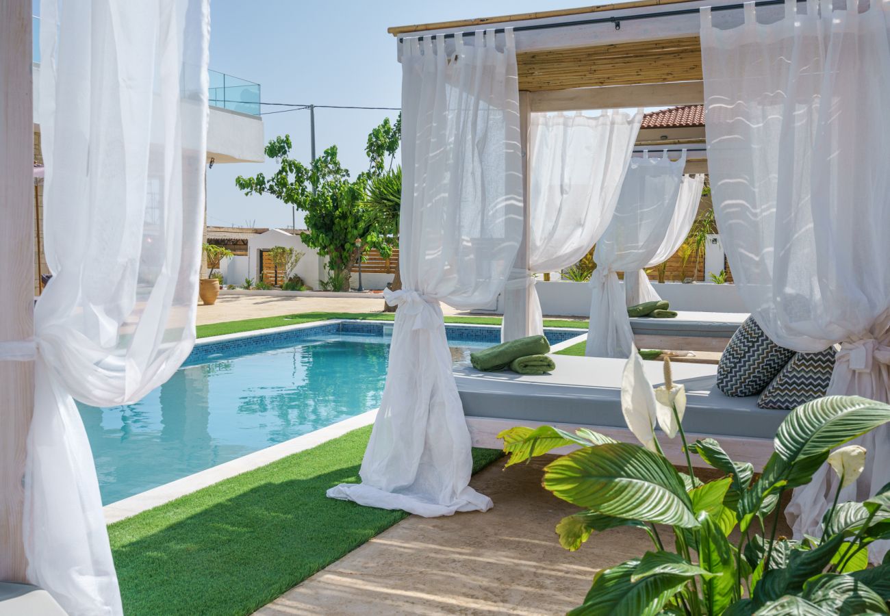 Villa in Dramia - Yammas Stone Villa | Private Pool, 5BR, Boho Style