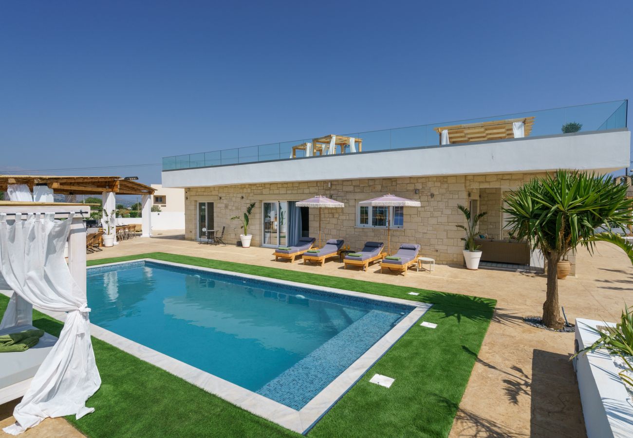 Villa in Dramia - Yammas Stone Villa | Private Pool, 5BR, Boho Style